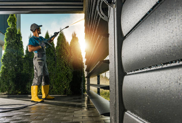 Why Choose Our Certified Pressure Washing Experts for Your Project Needs in Ashwaubenon, WI?
